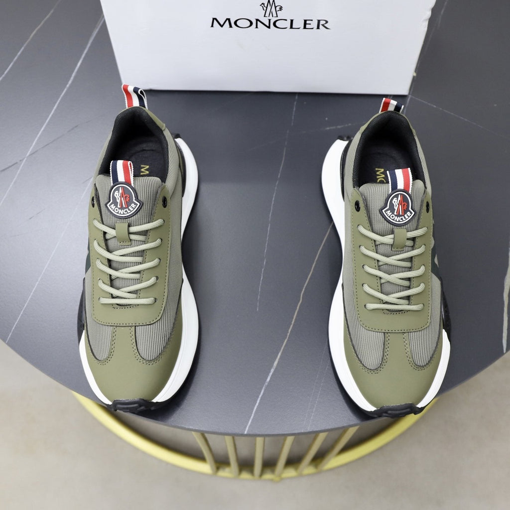 Moncler Men's Contrast Sole Low-Top Sneakers